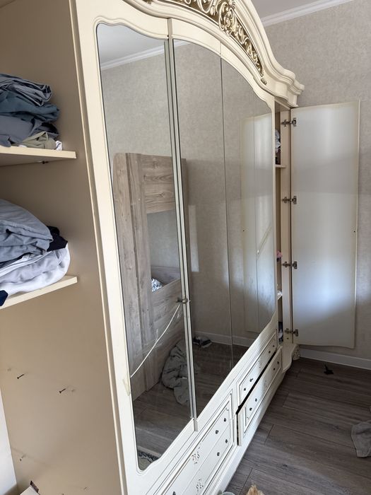 Кур шкафын 15000 беремин