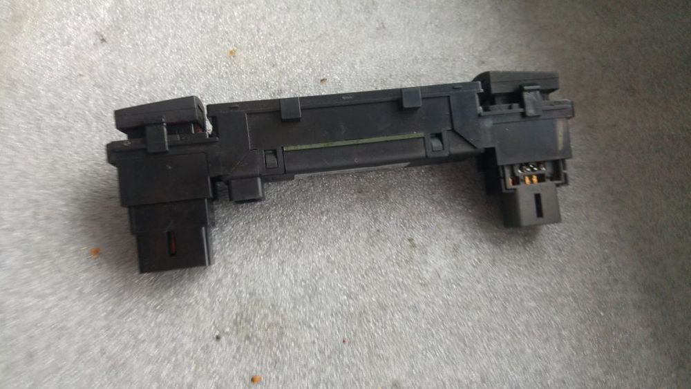 display cu butoane hyundai accent 937101e000