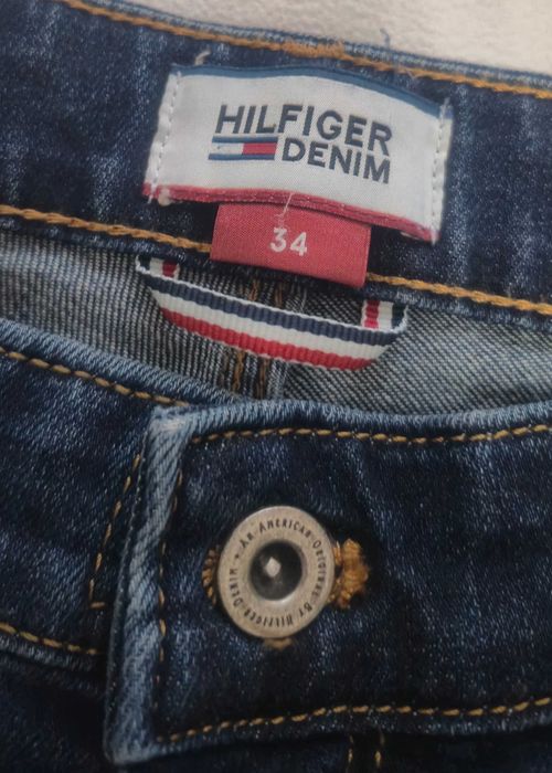 Blugi scurti Tommy Hilfiger