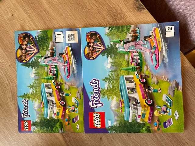 lego 41681 Furgoneta de camping si barca cu panze