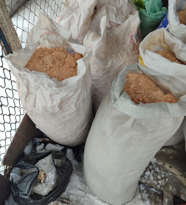 Продам опилки в мешках