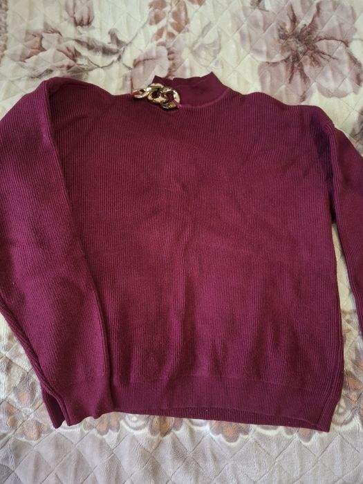 Срочно продам женские вещи