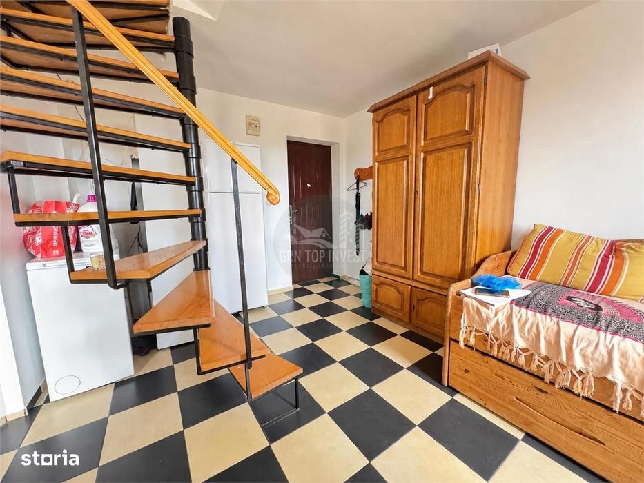 Apartament la mansarda cu 3 camere zona Garii — fotografia 1