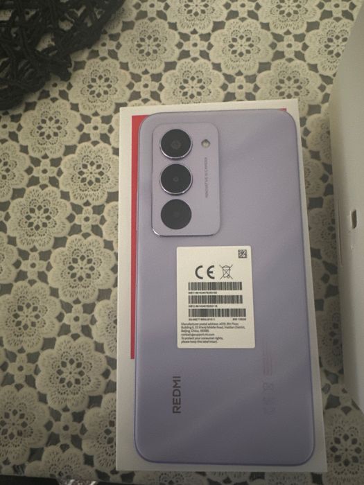 Чисто нов Redmi 15 с гаранция 3г.