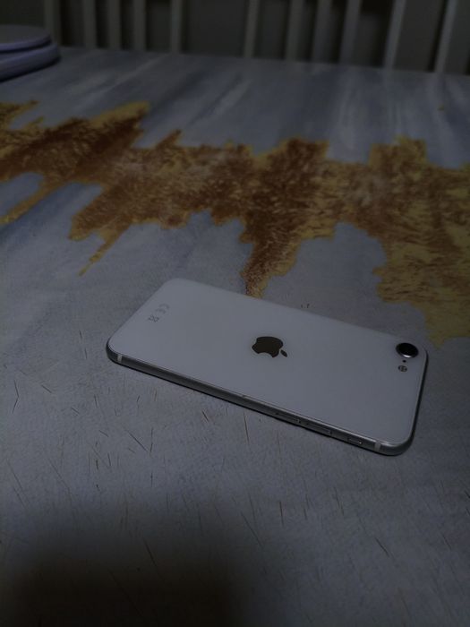 Iphone se 2020 75% акб