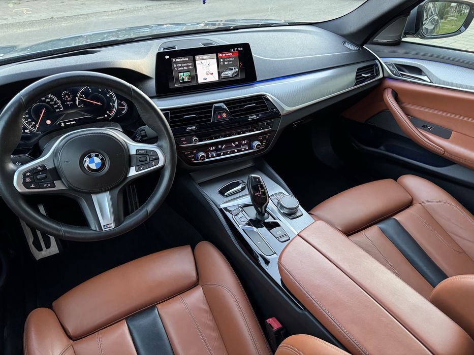 BMW 530 X-DRIVE 2018 Pachet M/FULL LED/Trapa/Soft close usi/Interior individual/PRET 24999