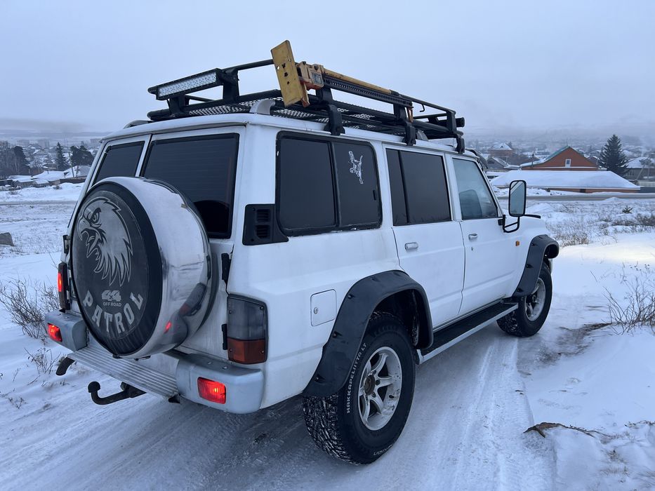 Продам срочно Nissan Patrol Y60