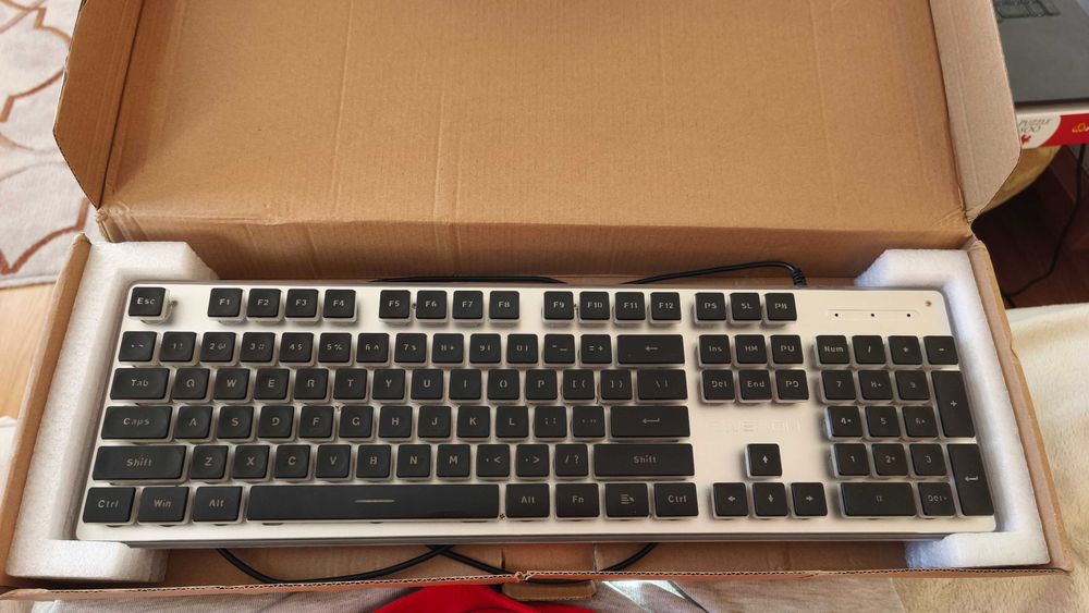 Tastatura EWEADN GX710S