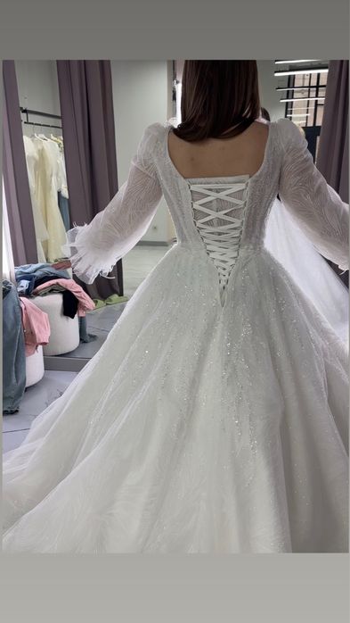 Свадеюное платье