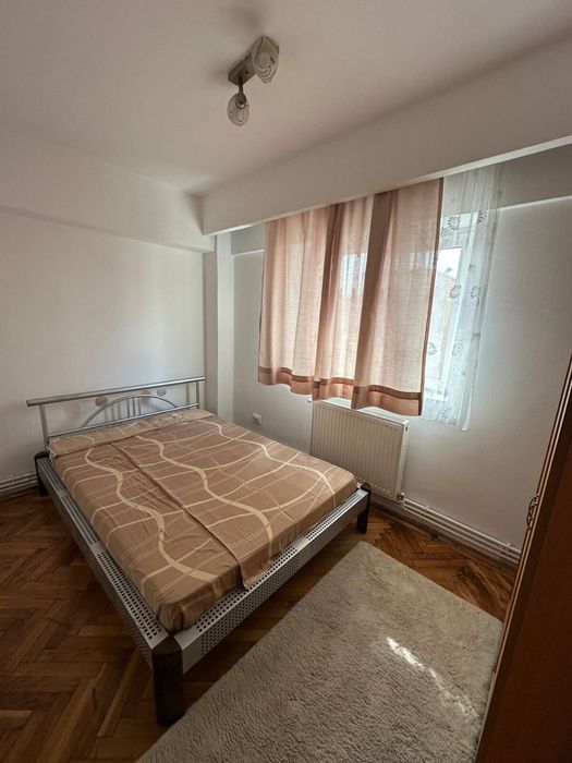 Apartament de inchiriat