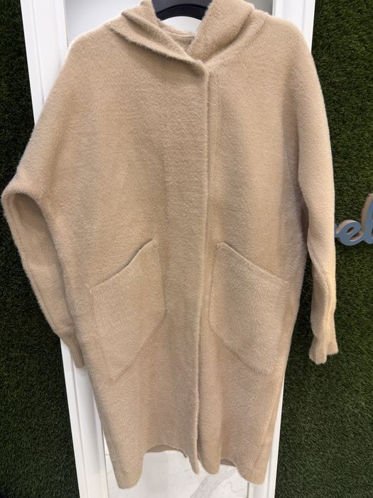 Топло, меко палто RESERVED