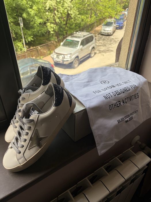 Сникърси Golden Goose