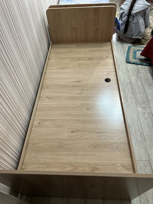 Кровать подростковая