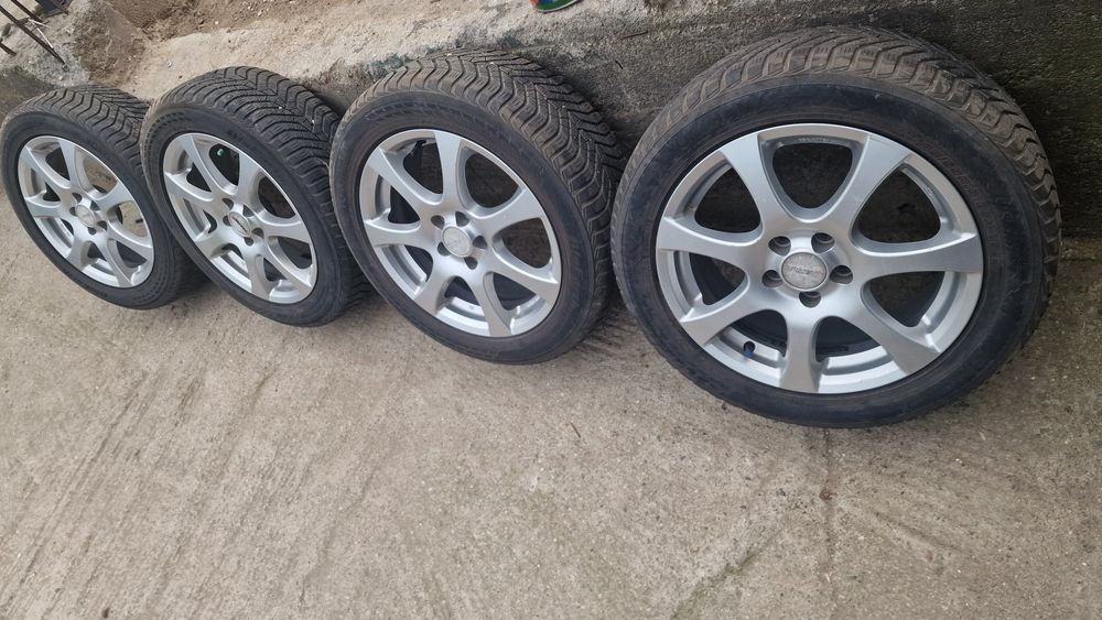 Jante originale Volkswagen+cauciucuri de iarna 16'VW Polo/Seat/Scoda