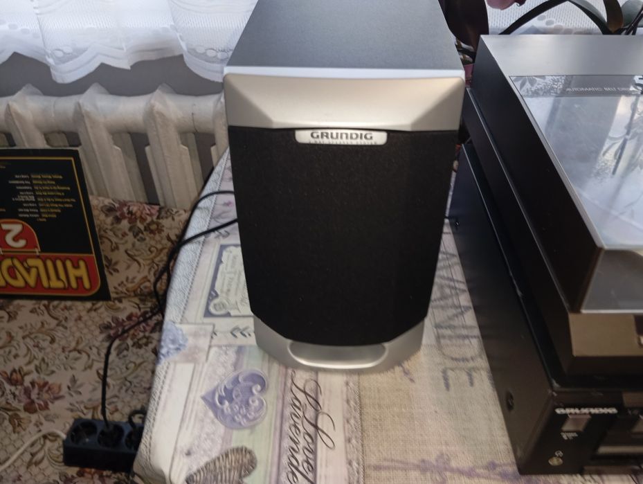 Комплект Grundig грамофон PS 2600 Усилвател VE750,тонколони UMS 12