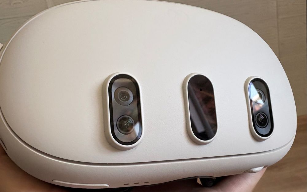 VR Очила Meta Quest 3 (128 GB) – Перфектно състояние, Пълен комплект