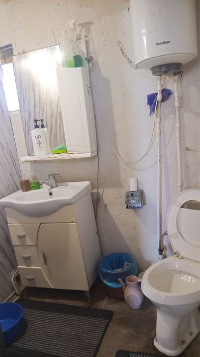 Жер үй сатылады!!