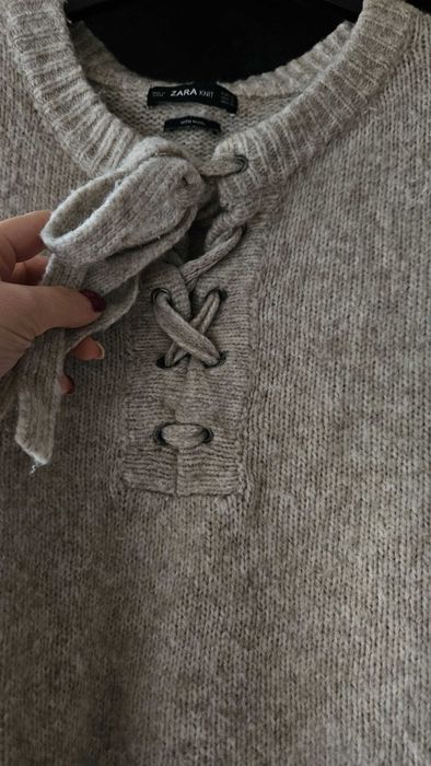 Zara Knit Oversized Вълнен пуловер с връзки размер S