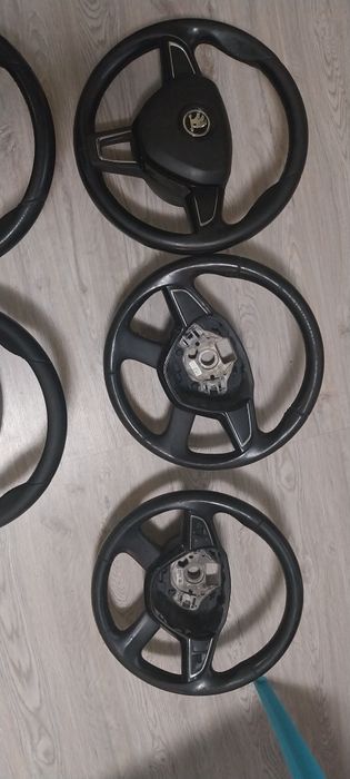 Vând Volane Complete Skoda