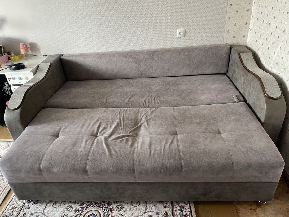 Продам срочно диван