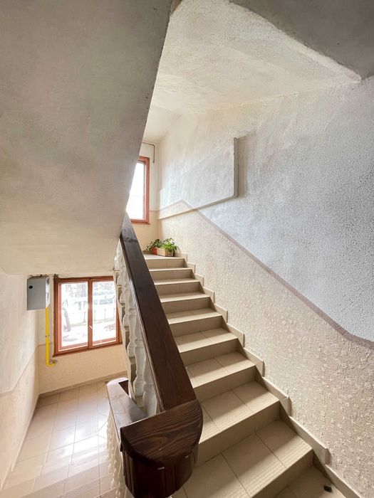 Дава се под наем Тристаен апартамент в Благоевград, Широк център - 85 кв.м за 388.62 € - Снимка #7