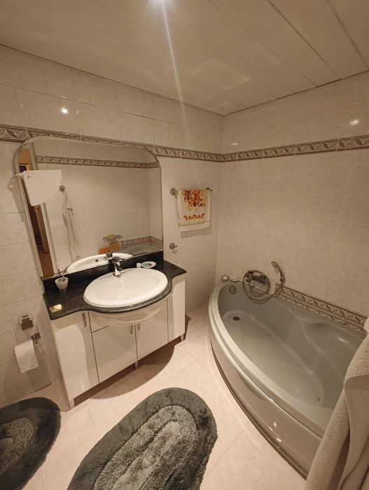 Продава се Къща в Добрич, Дружба 1 - 410 кв.м за 854 €/кв.м - Снимка #6