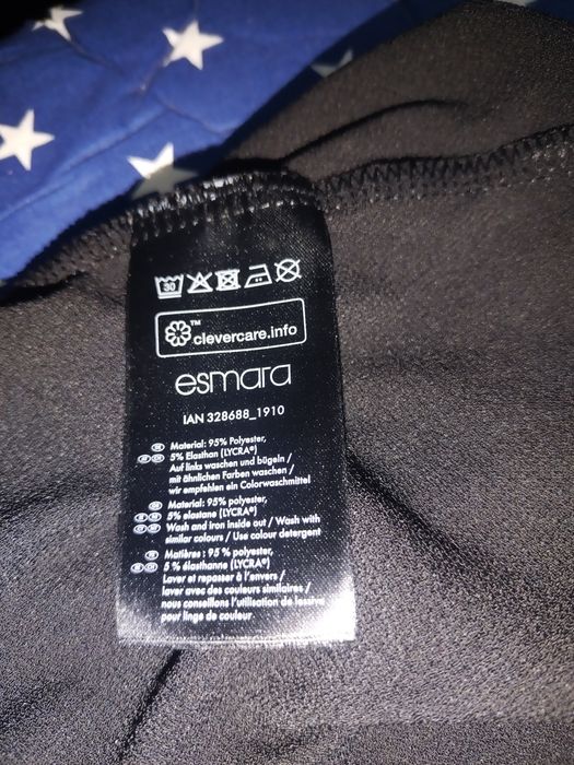 Элегантное чёрное платье Германия