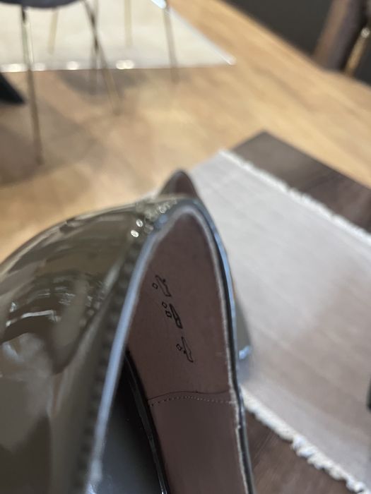 Чисто нови маркови обувки Lazzarini