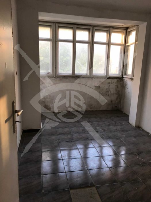 Тристаен апартамент в района на Погреби - 61867