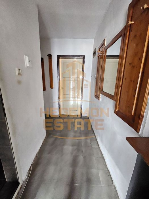 Продава се Двустаен апартамент в Варна, Зимно кино Тракия - 70 кв.м за 1800 €/кв.м - Снимка #7