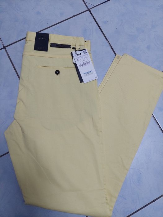 Pantaloni barbati 32(42) Zara, Mango