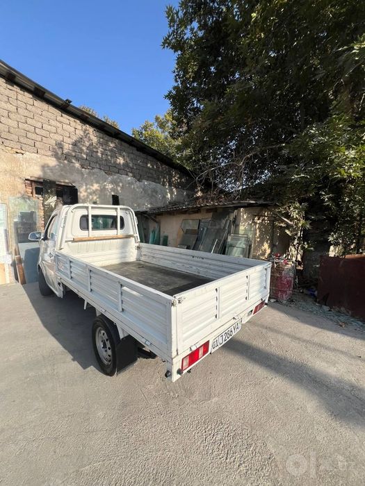Changan yuk bordli sotiladi