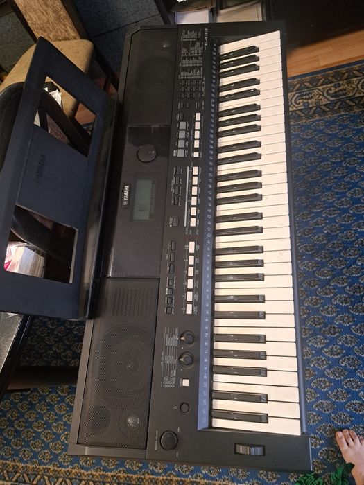 amaha PSR-E433 синтезатор