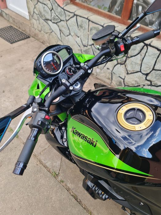 Kawasaki Z750 R 2011