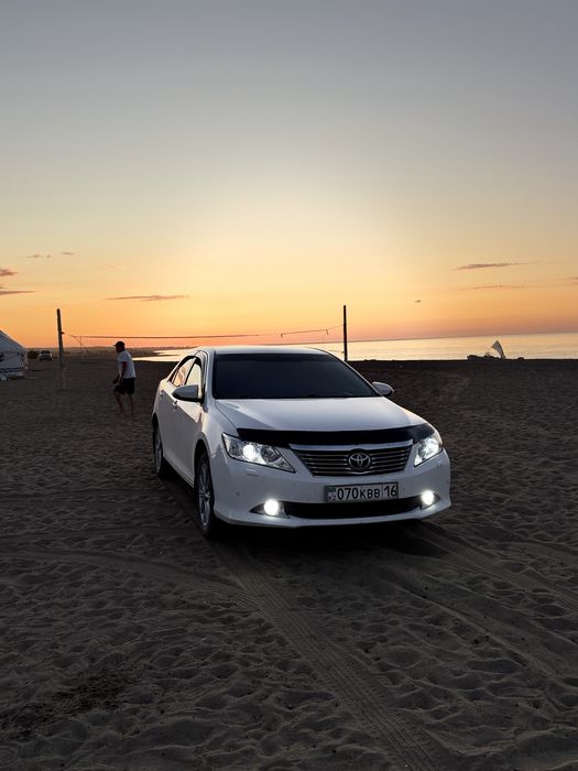 Продам камри …….