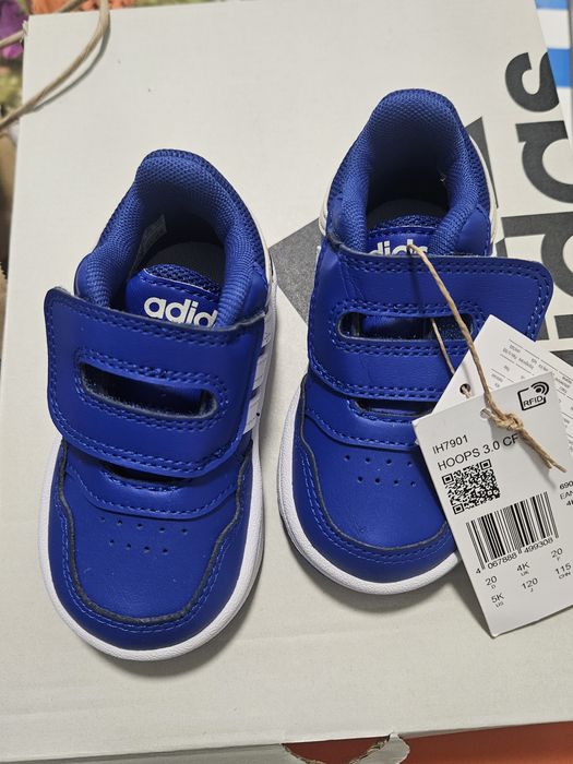 Adidaşi bebe Adidas nr 20 noi