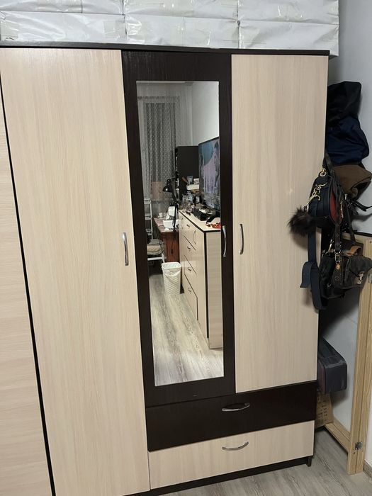 продам шкафы и комод