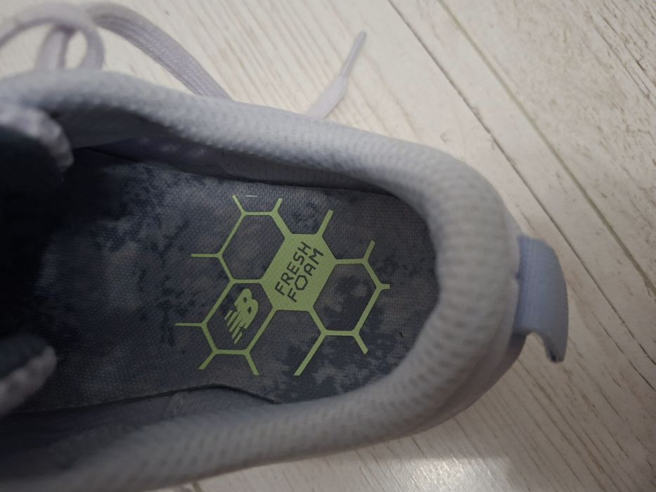 New Balance-Ориг.Детски маратонки Нови!