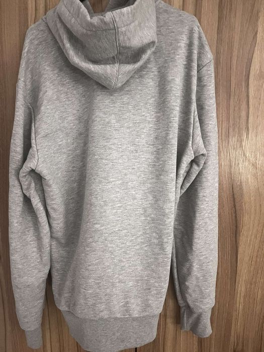 Syna world hoodie