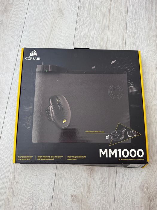 Corsair MM1000 Qi Wireless Charging Mouse Pad