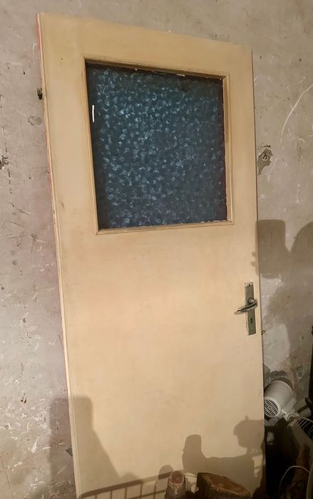 Дървени врати 2 броя - 195х73.5см. и 190х75см.