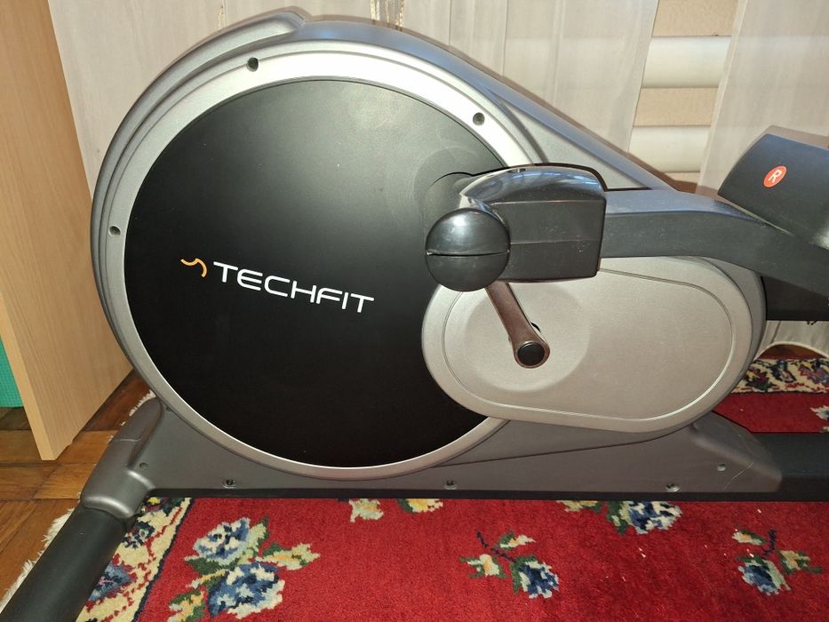 Bicicletă eliptica Techfit E500