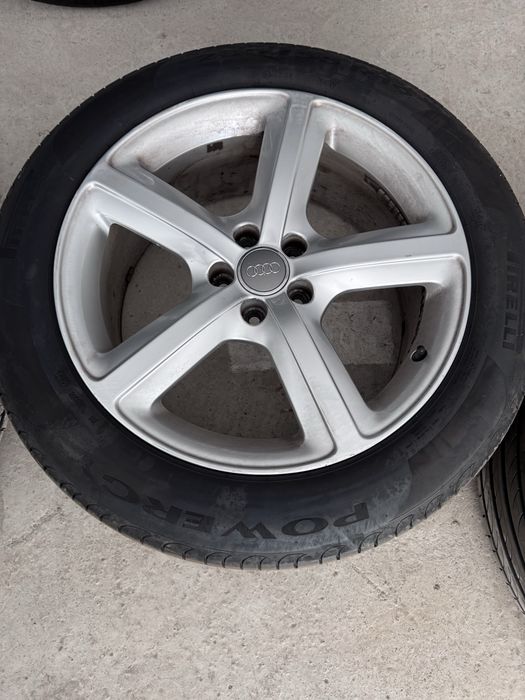 Set Jante Aliaj Originale Audi R19 model S-line  cod:8R0601025L + Anvelope Pirreli