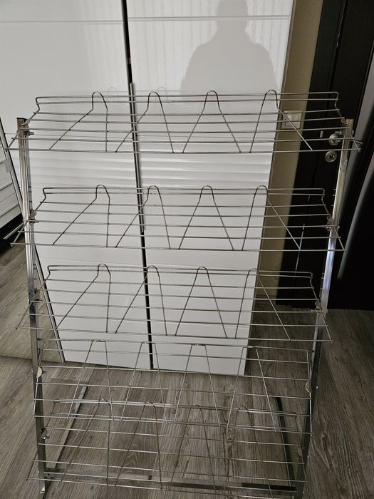 Метален стелаж /за обувки или друго/