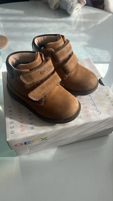 Ghete impermeabile Geox mărimea 22