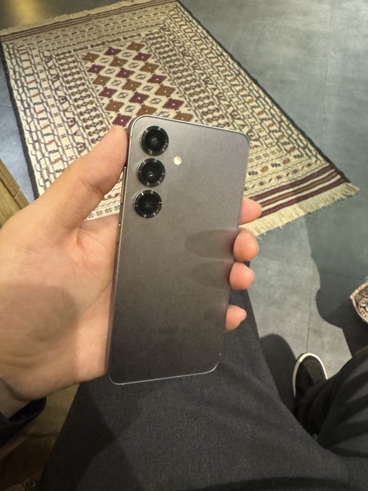 Galaxy samsung S25 12/256gb