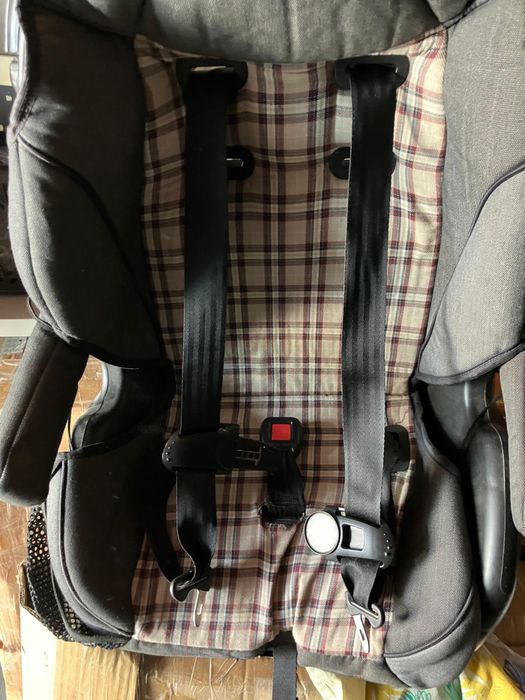 Сиденье детское автомобильное