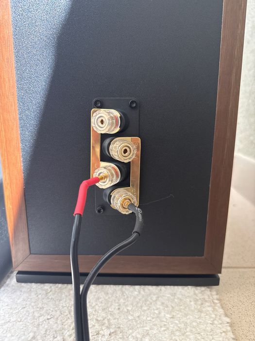 Sistem Audio Hi-Fi Complet: Cambridge Audio Topaz SR10 + Boxe Wharfedale Diamond 225