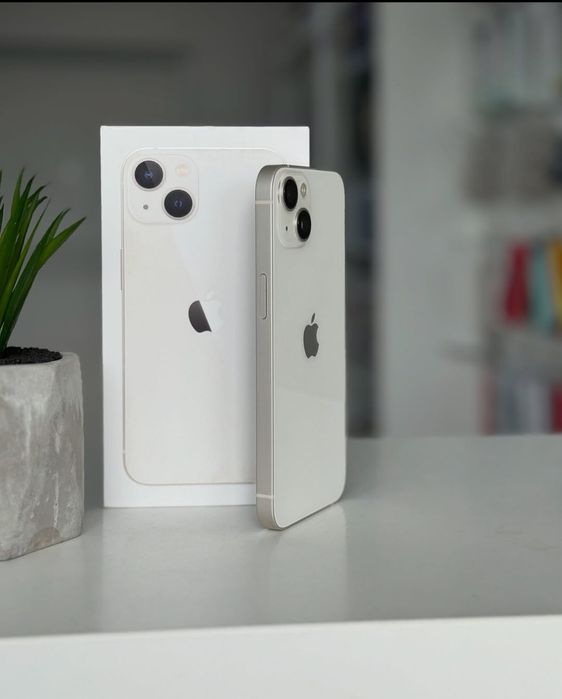 Айфон 13 128гб идеал