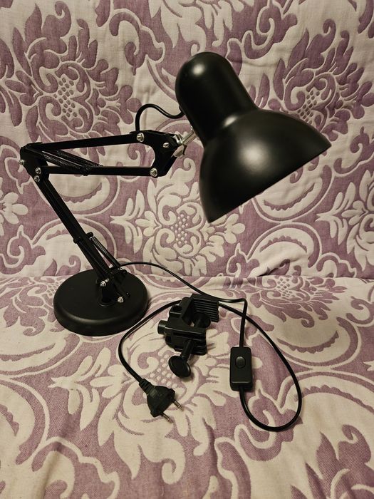 Лампа настольная рабочия